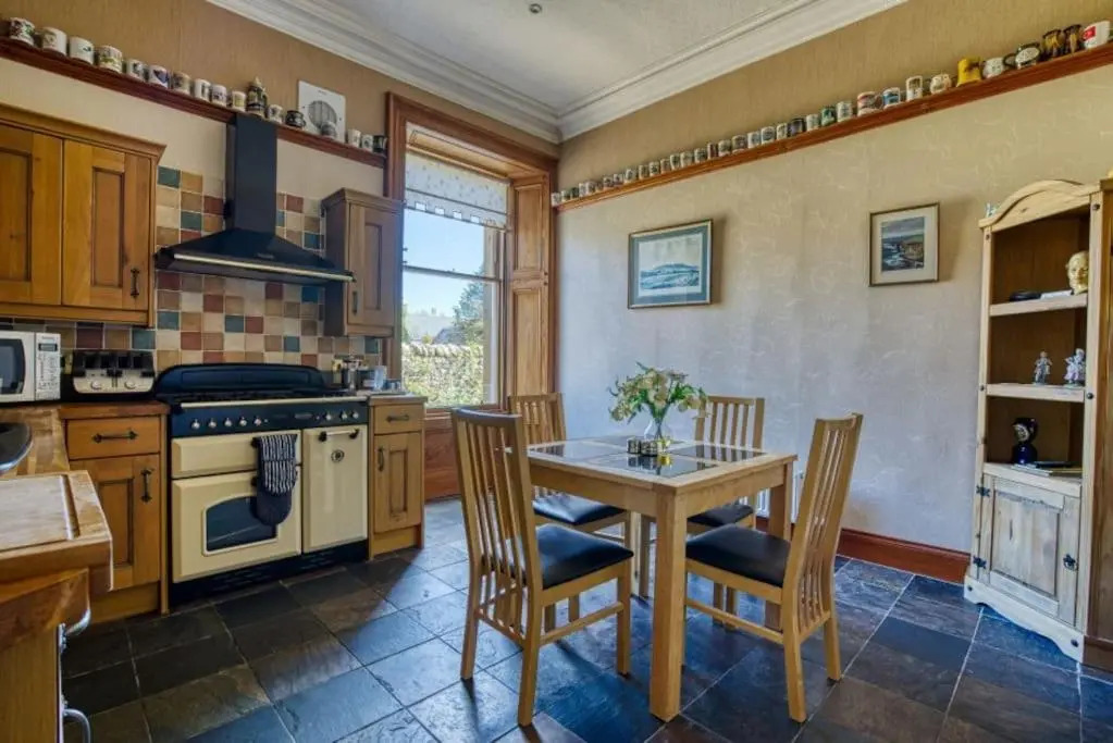 The Old Bank House Self Catering Apartment Dornoch