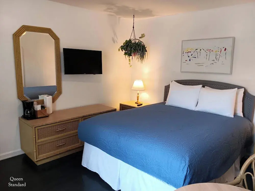 The Cozy Inn
