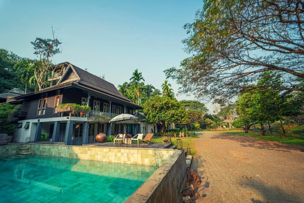 Baan Suan Residence เฮือนพักบ้านสวน