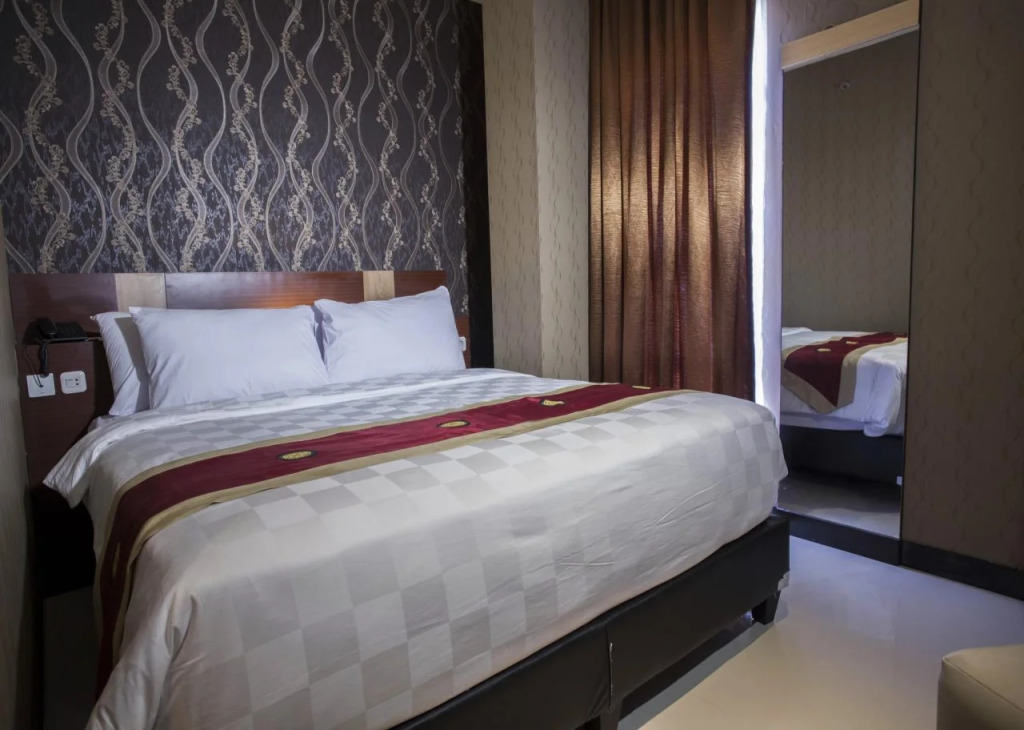 JLES Hotel