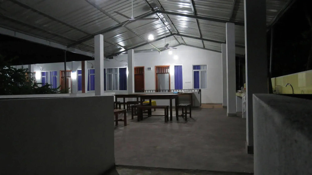Dinaka Rest