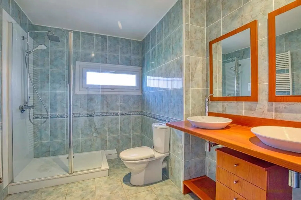 L'abstrait Alibigeois - Appartement moderne 135 m au calme avec 2 balcons