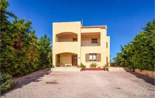 Holiday Home Finikia With Hot Tub I