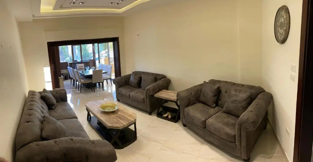 3-bedroom Ground floor house with indoor fireplace