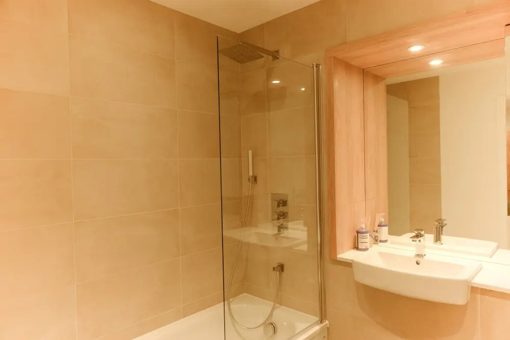 Greenwich West Apartments - Peymans