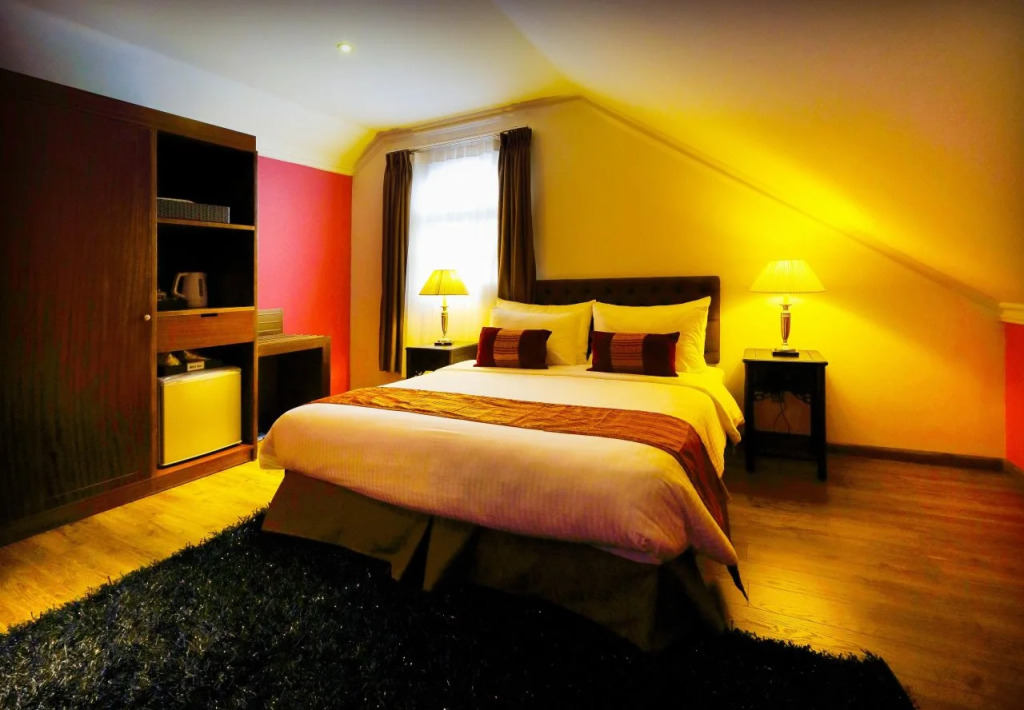 Calla Lily Villa Hotel