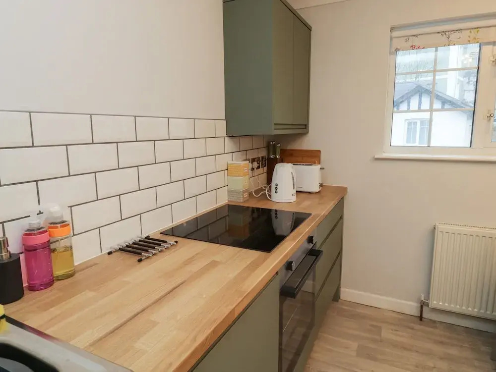 1 Ilsham Cottages