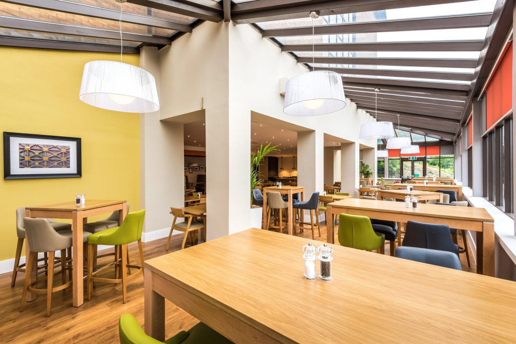 Holiday Inn Rotherham-Sheffield M1,Jct.33 by IHG