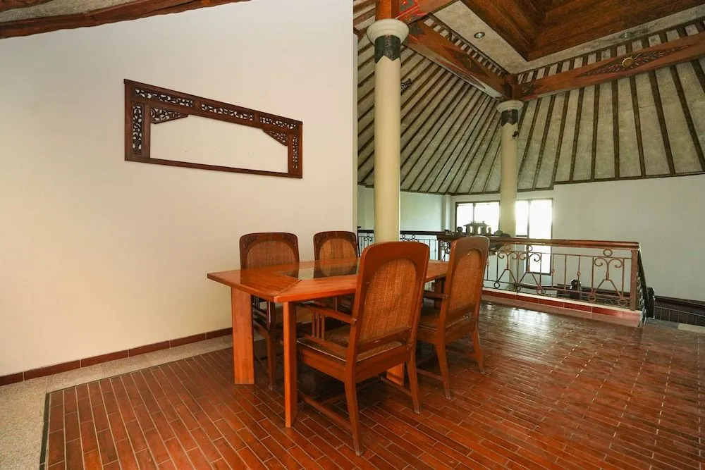 Oyo 751 Hoormoes House