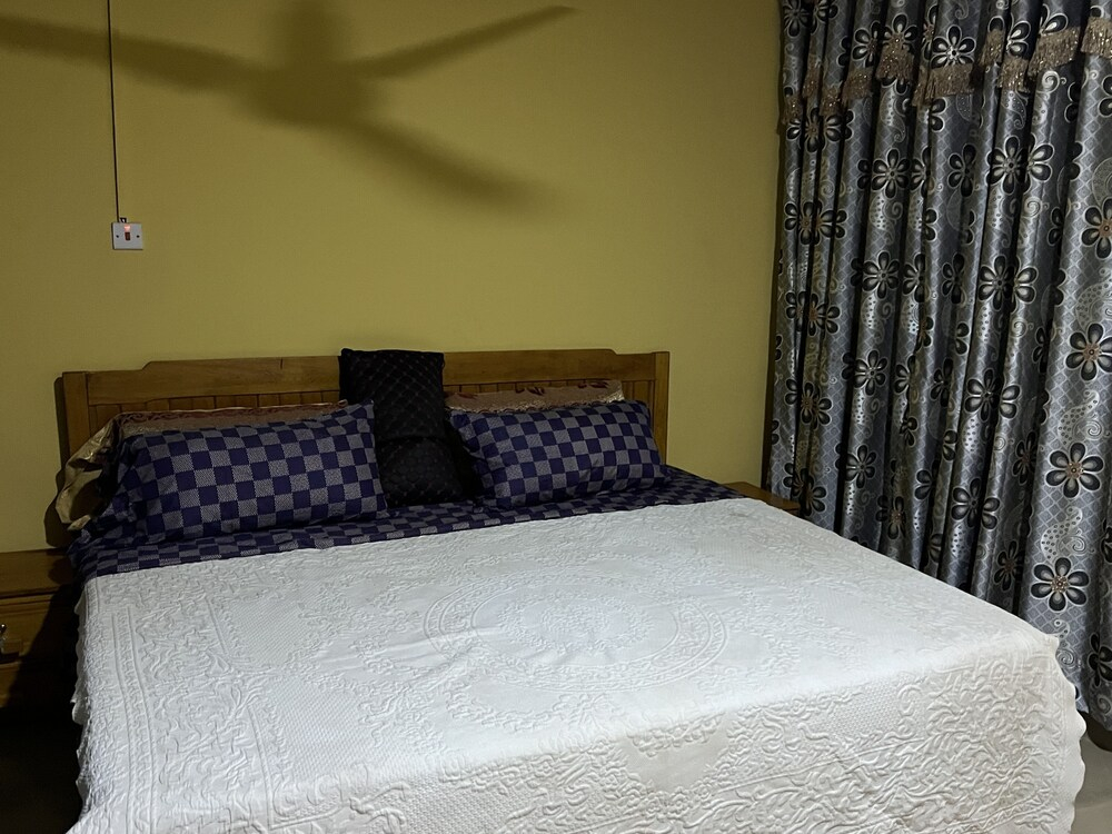 Naayina Vacation Villas