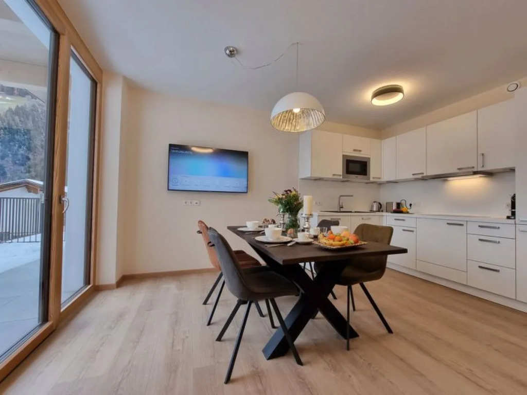 Apartment Top 3 See