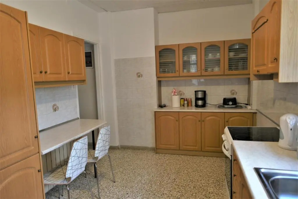 Zefyros Super Cool Apartments next to Alimos Riviera