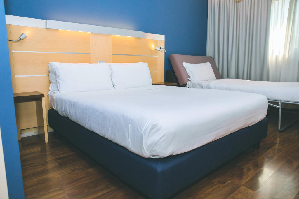 Holiday Inn Express Milan-Malpensa Airport by IHG