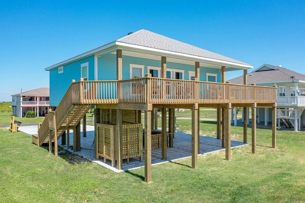Tideâs Up 3 Bedroom Home by RedAwning