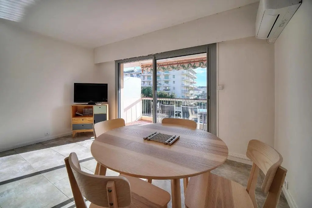 IMMOGROOM - Spacious - Terrace - Air conditioning - Near Croisette