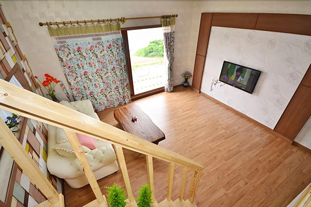 Yeosu Rainbow Pension