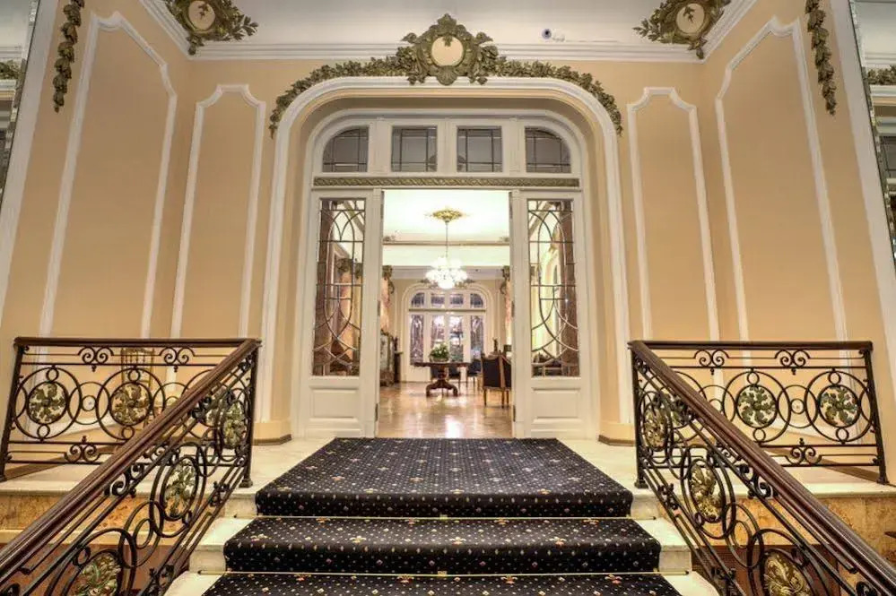 Hotel Grand