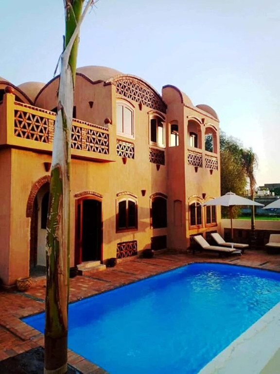 Nile Den Dome Villa