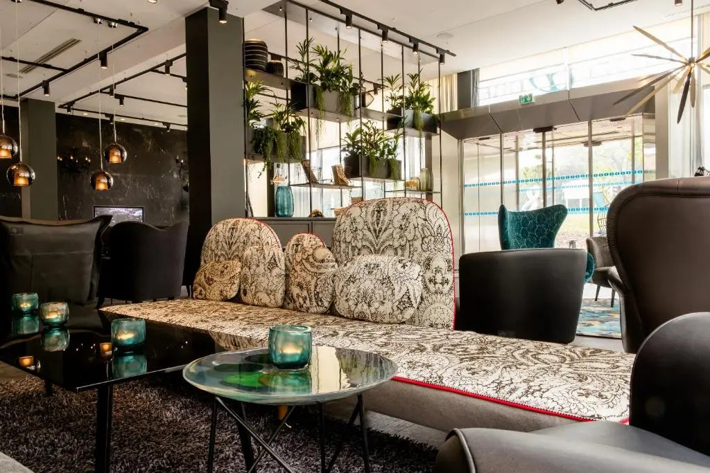 Motel One Paris-Porte Dorée