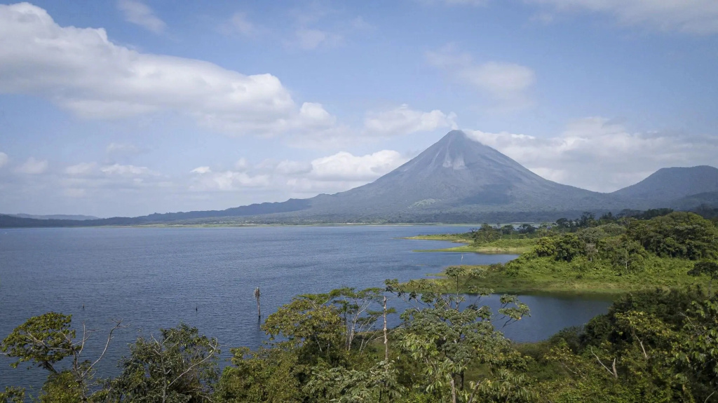 Arenal Volcano View Rooms