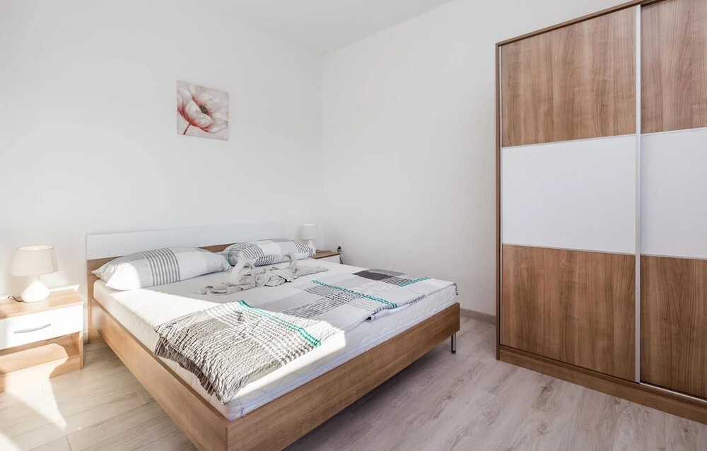 Stunning Home in Kampor With Wifi and 2 Bedrooms