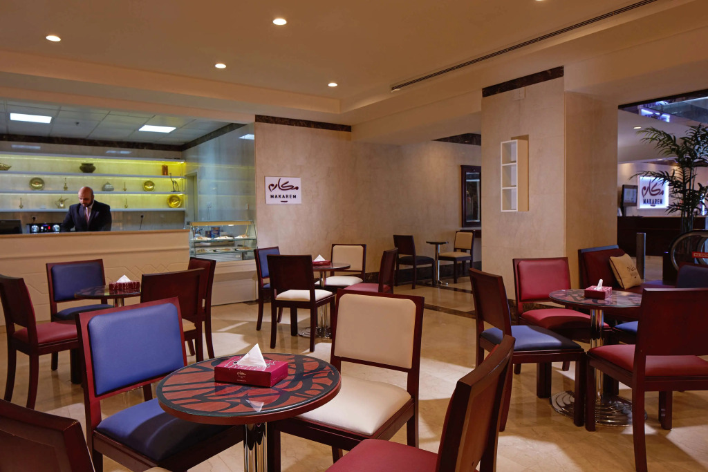 Makarem Al Bait Al Azizia Hotel