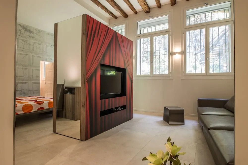 Orione Design Flat