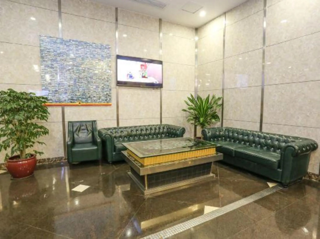 Super 8 by Wyndham Guangzhou Panyu Qiao Yi Fa Walking Street