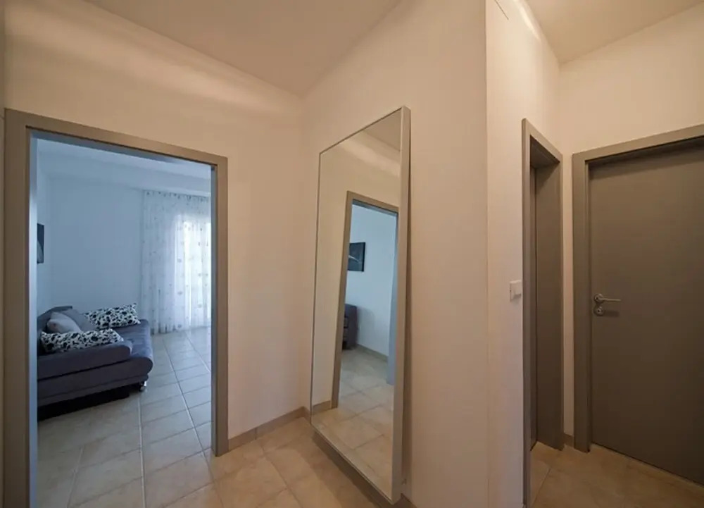 Ivy - Modern With Terrace - A3 Tratincica
