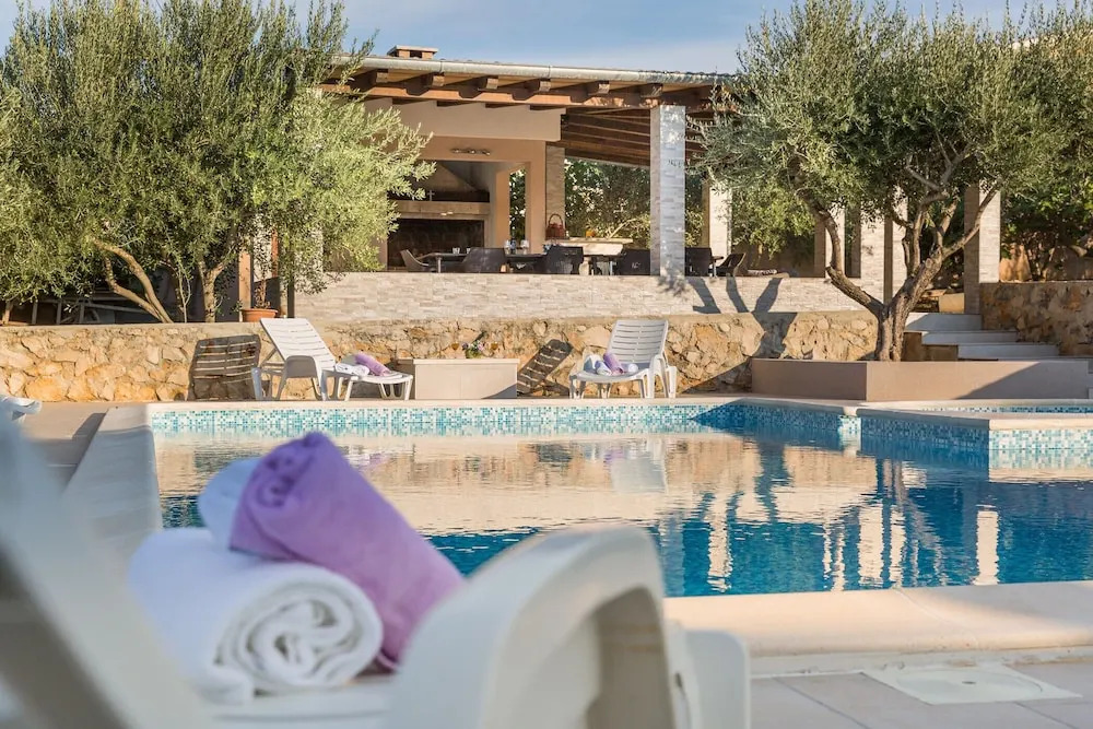 Villa Zlatni dvori ZadarVillas
