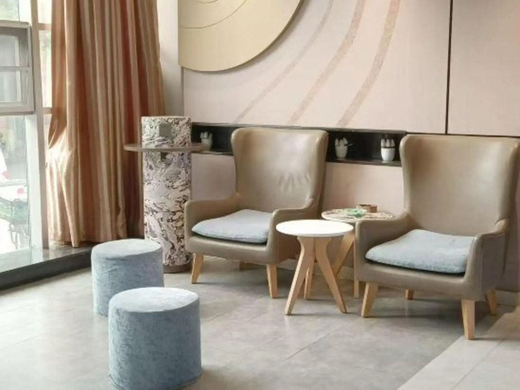 Homeinn Pebble Hotel (Zibo Yiyuan Lushan Road)