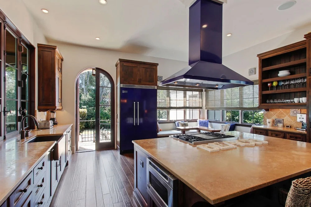 4211 Eleventh Street by Hodnett Cooper