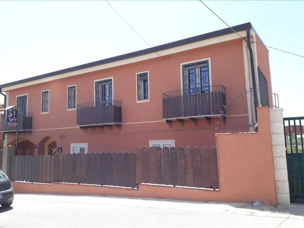 Hollywood B&B