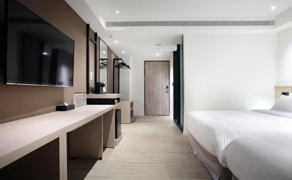 KEEBE Hotel