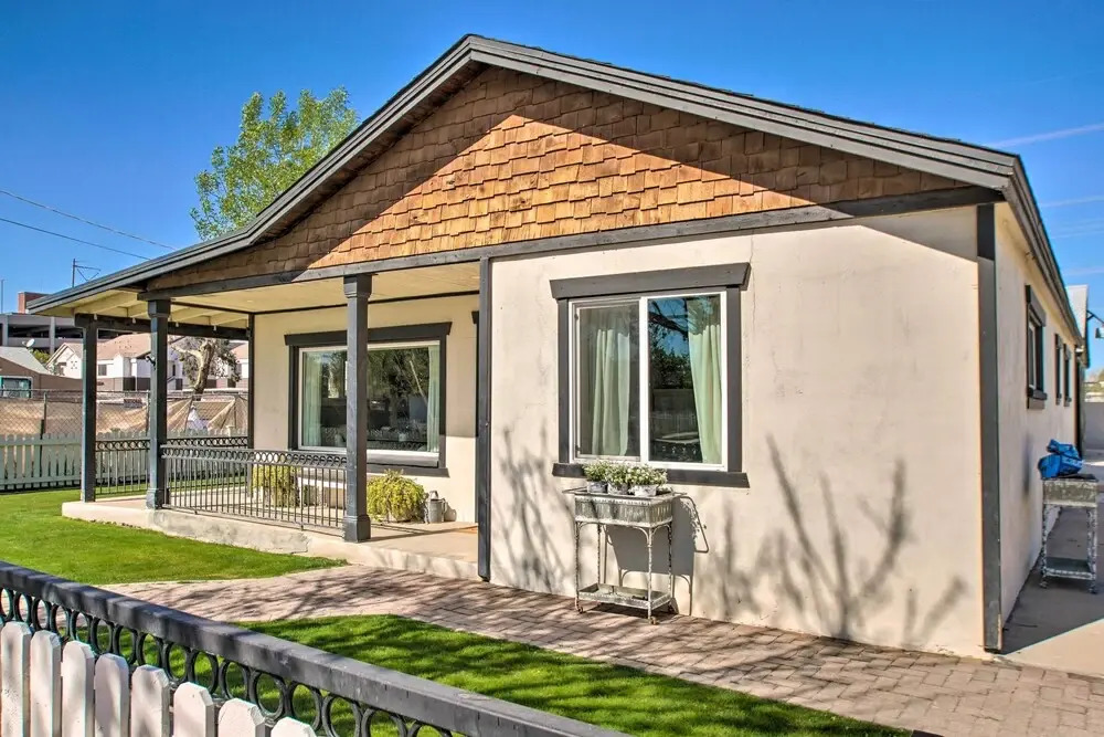 Families w/ Pets Welcome! Dtwn Gilbert Retreat