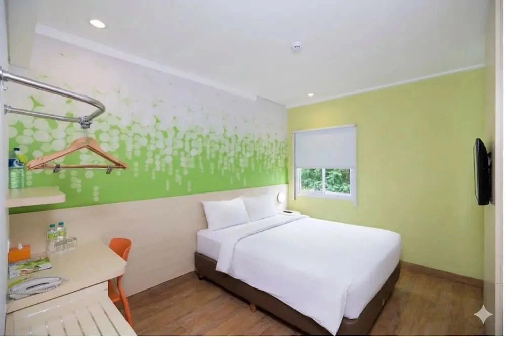 Palette Hotel near Padma
