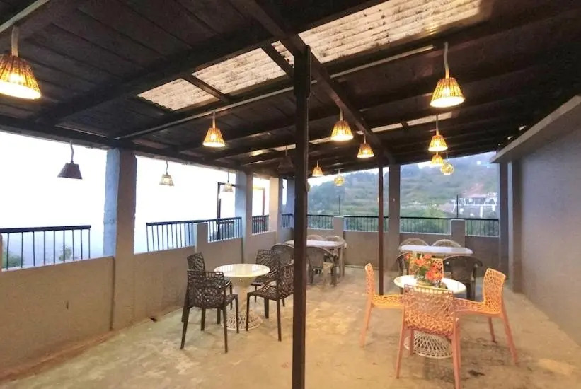 Hotel Aravali Mukteshwar