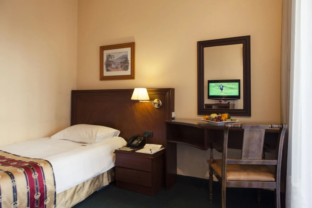 The Mayflower Hotel