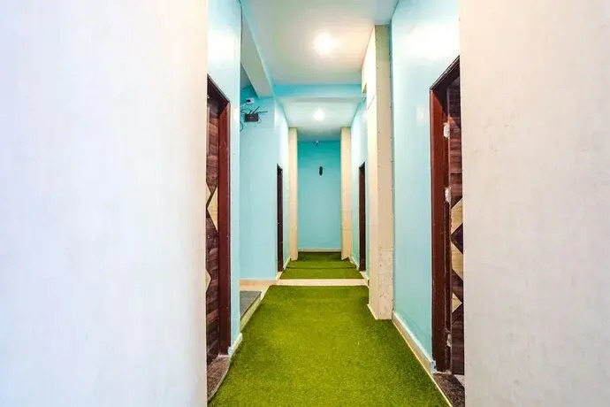 FabExpress Evaan Deluxe Rooms