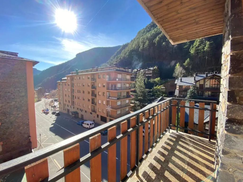 Areny Arinsal hasta 6 personas