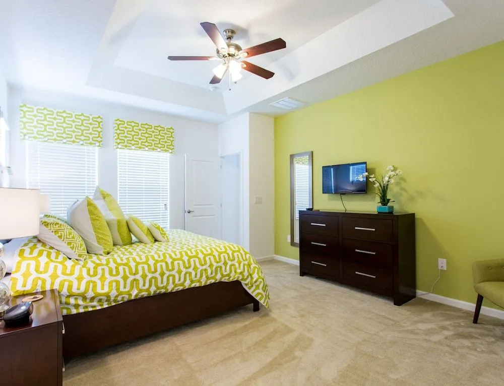 Gated Resort, Media Room & Games Room, Pool & Spa