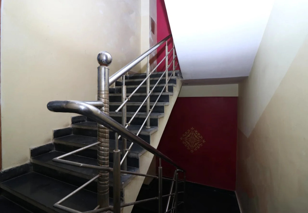 Hotel Sudama By OYO Rooms