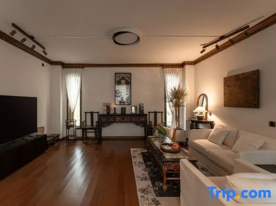 The Exquisite Antique Homestay