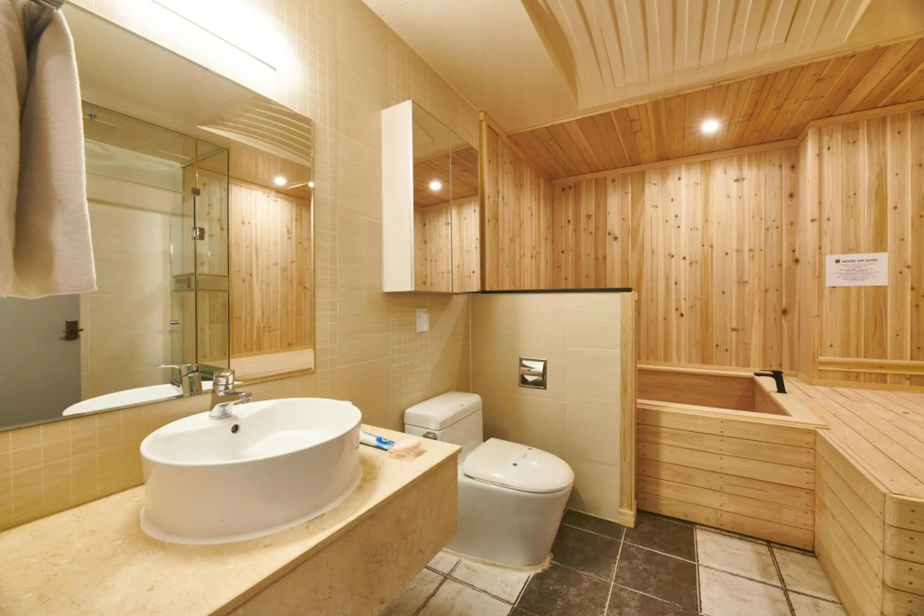 Aura Tourist Hotel