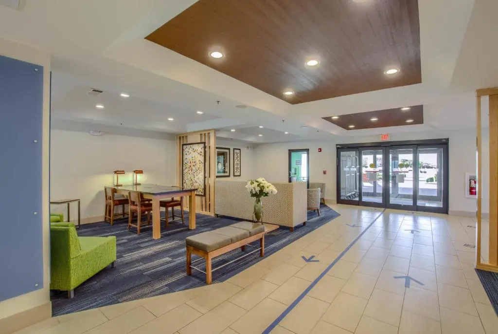 Holiday Inn Express Hotel & Suites Gulf Shores by IHG