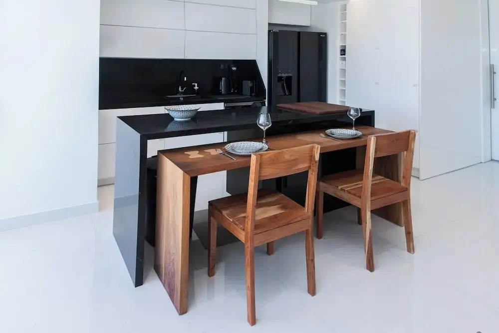 Marousi 2 Bd Luxury Living w Shared Pool