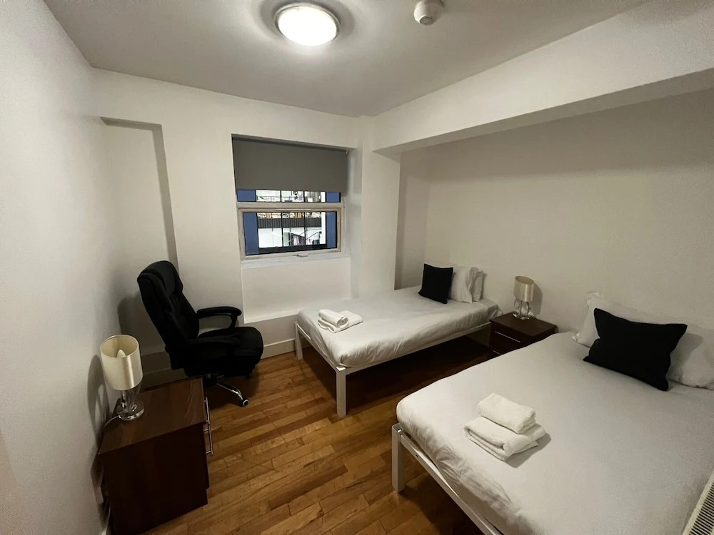 Barbican Pad