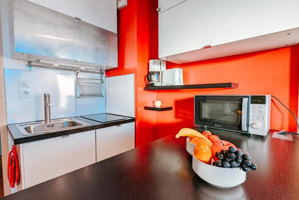 Nice cosy studio with balcony at the heart of L'Alpe d'Huez - Welkeys