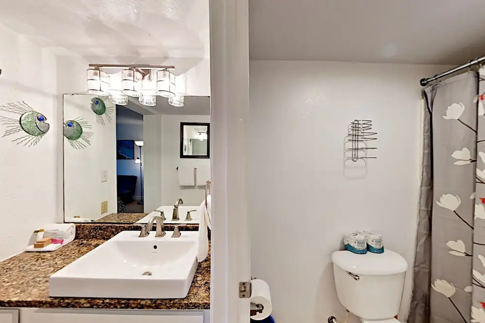 125 Sea Breeze Studio Bedroom 1 Bathroom Condo