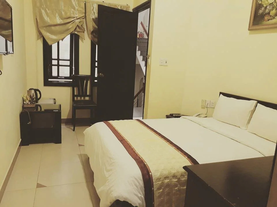 Los Hotel